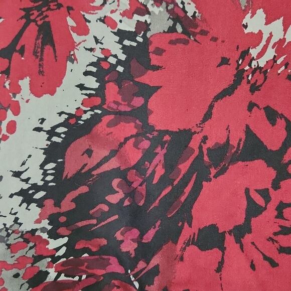 212 Collection Ruffled Red and Black Floral Tank/Blouse Size SM Dark Romantic - Picture 3 of 9